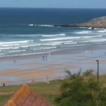 South Fistral Seaview 2-bed Apartment *